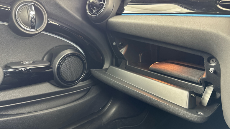 MINI Hatchback 1.5 Cooper Sport 3dr Petrol Hatchback